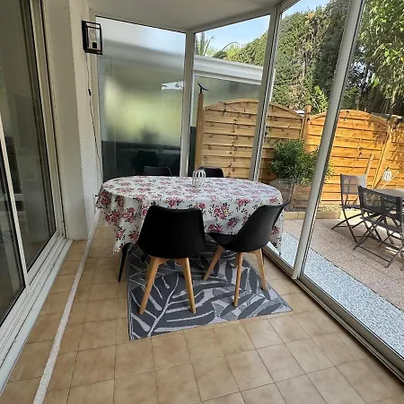 Apartment 4 People Pool Air Conditioning Garden Mandelieu