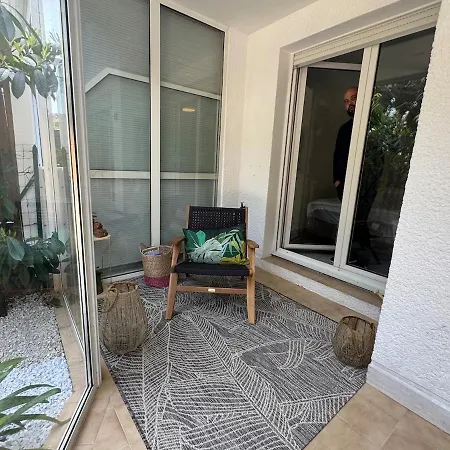 4 People Pool Air Conditioning Garden Mandelieu