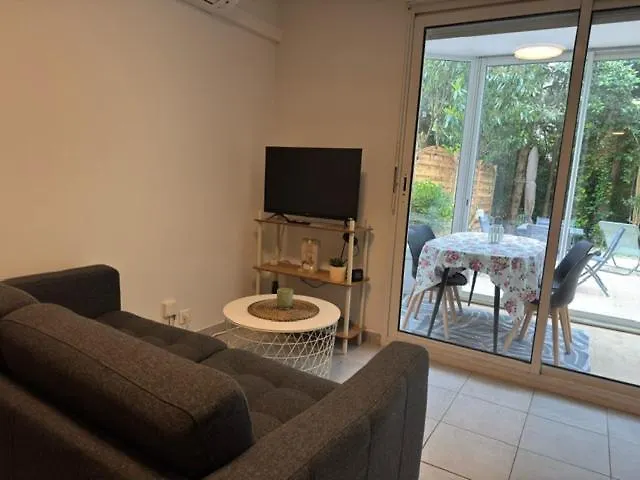 Apartment 4 People Pool Air Conditioning Garden Mandelieu-la-Napoule